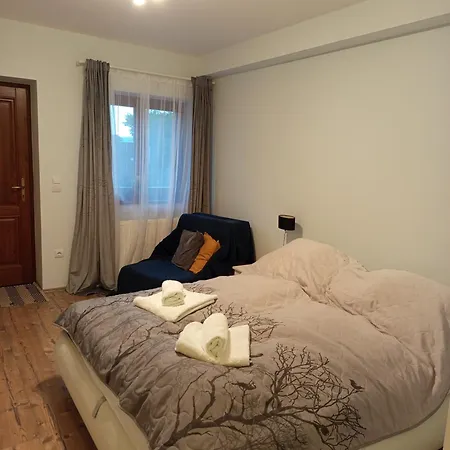 Zoeldkert Apartament *